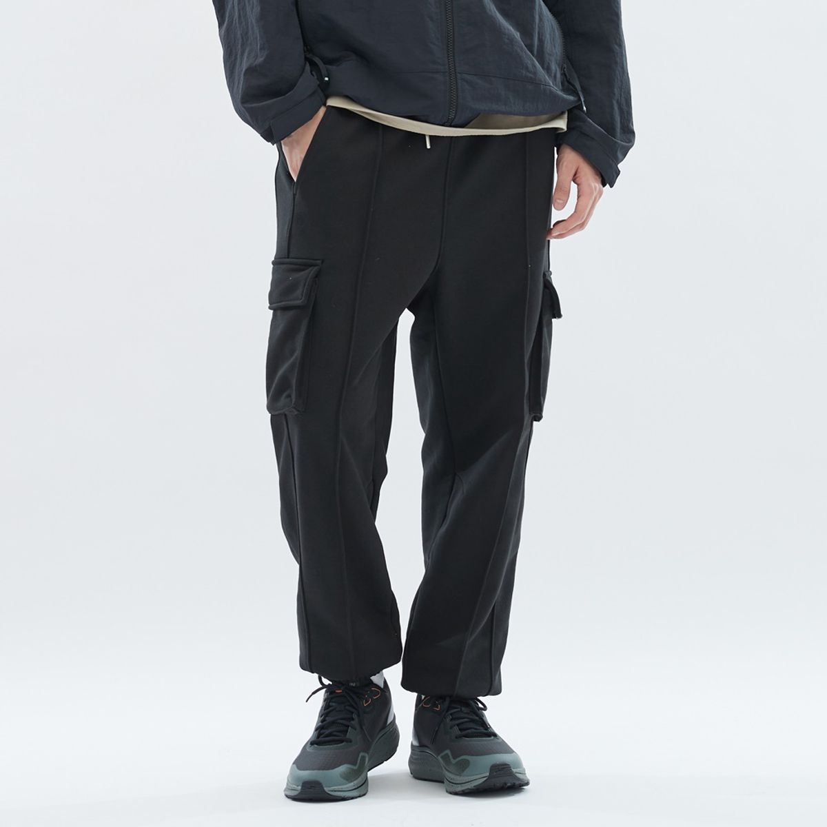 스케쳐스(SKECHERS) 남성 헤비웨이트 아웃 포켓 조거 팬츠_SL3MPCFS022