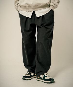 티티 세미 벌룬 스웨트팬츠 블랙 HSLP3615