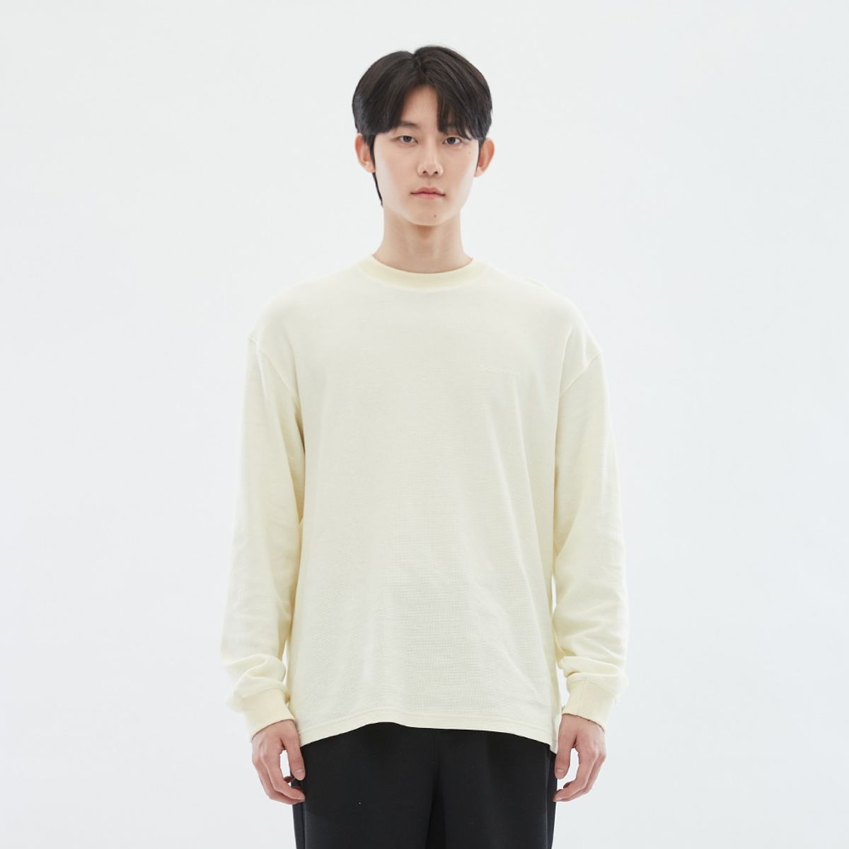 스케쳐스(SKECHERS) 공용 유니 와플 조직 긴팔 라운드 티셔츠_SL3UTCFS022
