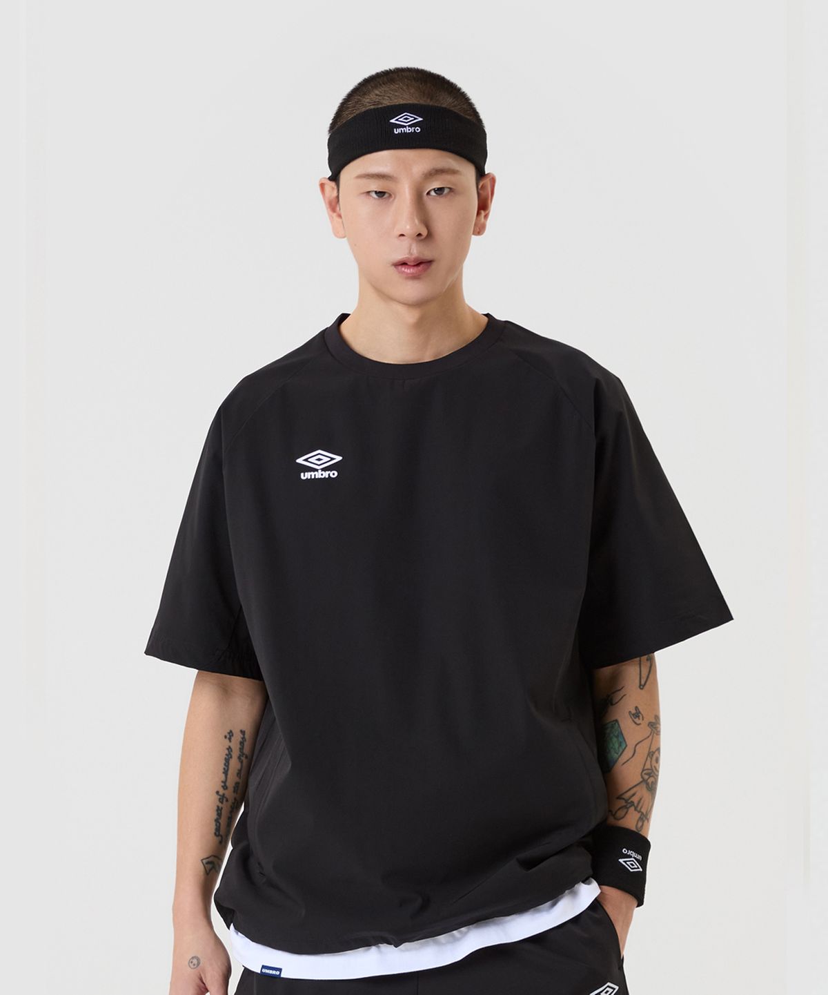 엄브로(UMBRO) 액티브 올라운드 스트레치 반팔 피스테 블랙(UQ121SWT32)
