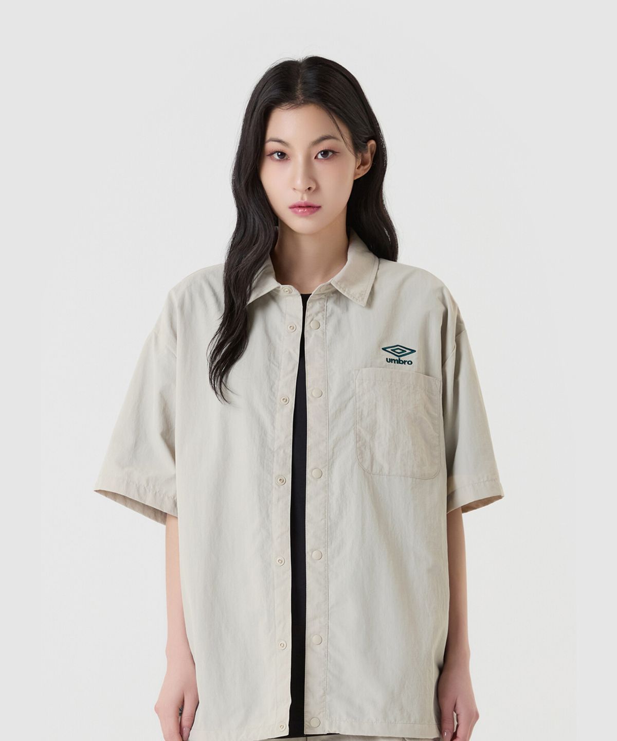 엄브로(UMBRO) 클래식 반팔 카라 셔츠 베이지(UQ221CJK44)