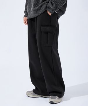 [논기모or기모] 컴포트 카고 원턱 와이드 트레이닝 팬츠  블랙