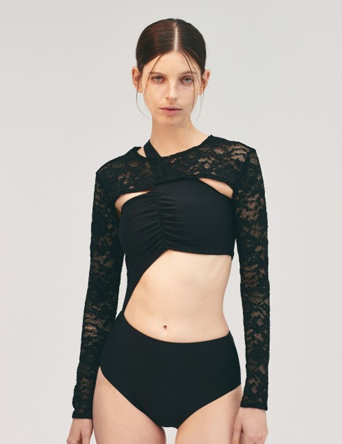 르망고 느와(LEMANGO NOIR) Floral Bolero  BK