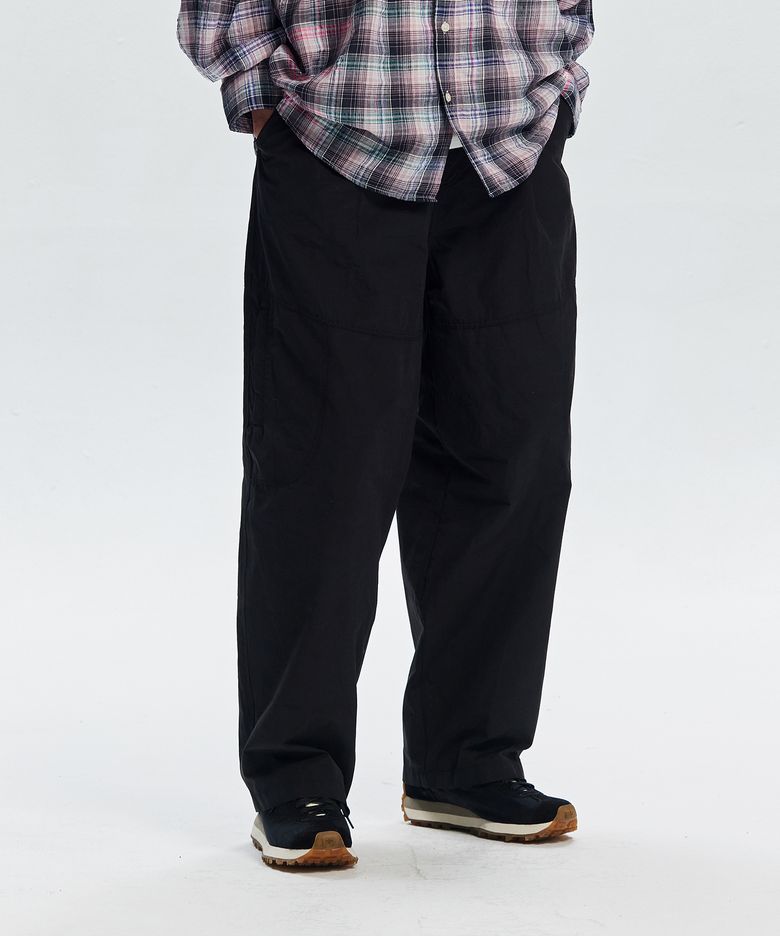 POCKET BALLOON PANTS _ BLACK
