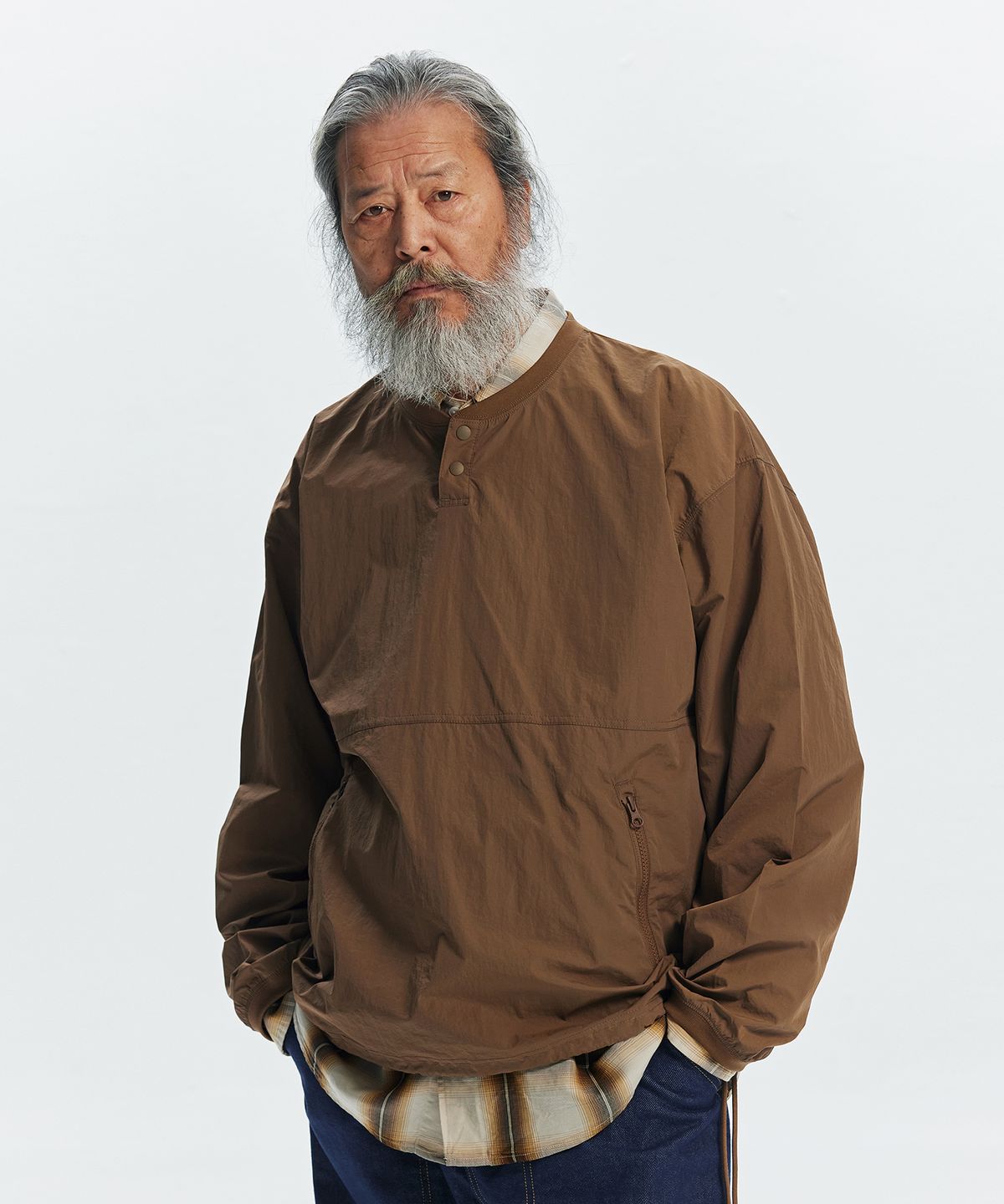 프리즘웍스(FRIZMWORKS) NYLON POCKET PULLOVER _ BROWN