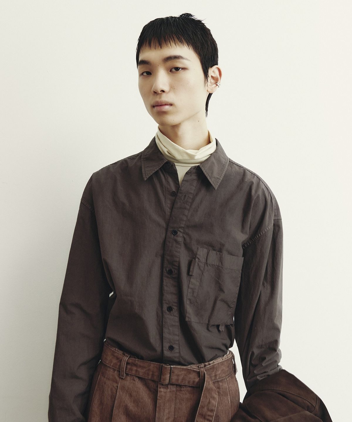 유스(YOUTH) Staff Shirt - Brown
