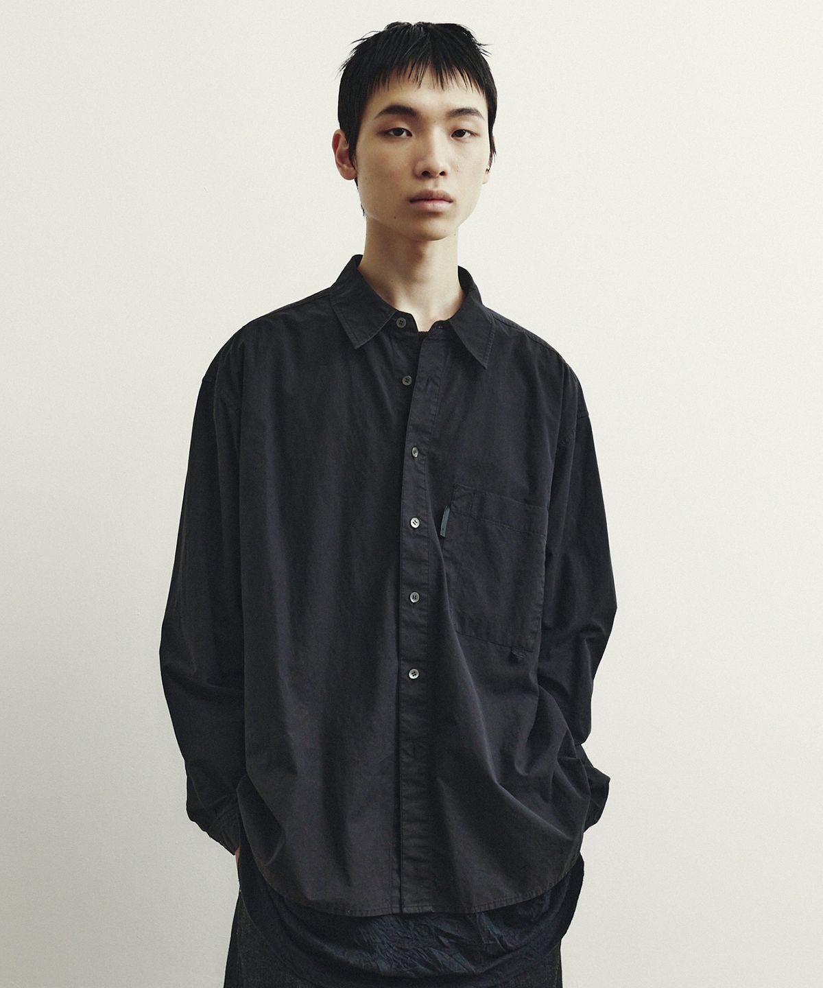 유스(YOUTH) Staff Shirt - Black