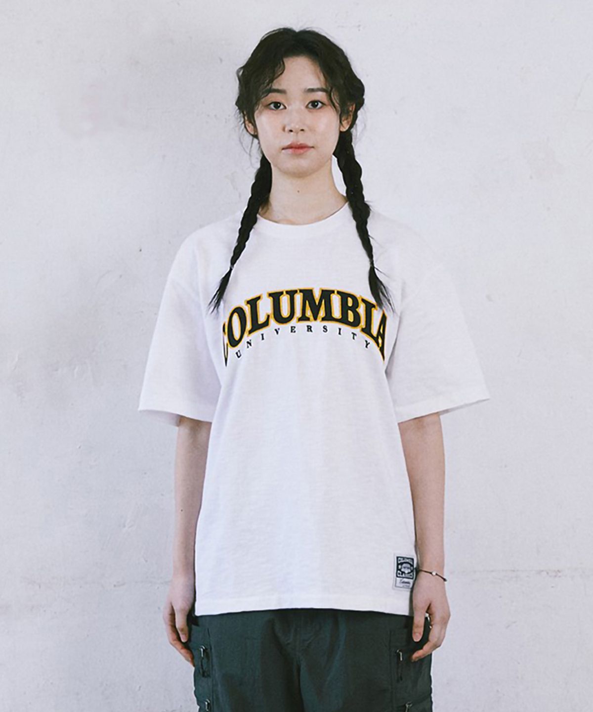컬럼비아 유니버시티(COLUMBIA UNIVERSITY) STREET ARCH LOGO S/S T-SHIRTS 화이트