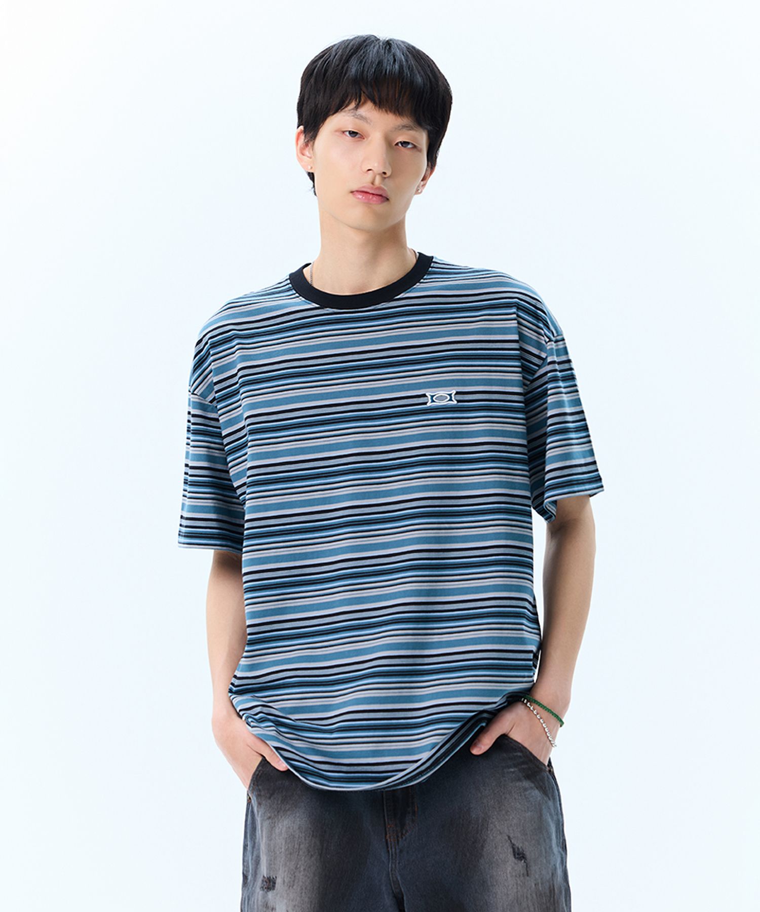 【CRITIC】 WORMHOLE LOGO T-SHIRTS MUSINSA | CRITIC WORMHOLE LOGO STRIPE T-SHIRTS BLUE