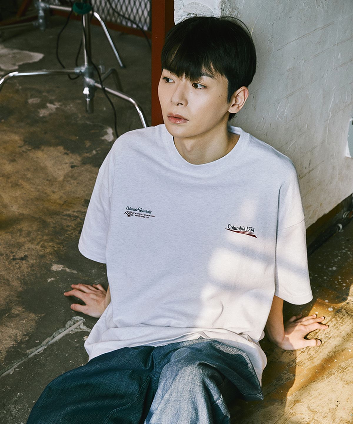 컬럼비아 유니버시티(COLUMBIA UNIVERSITY) CU BIG WAVE LOGO S/S T-SHIRTS 라이트멜란지