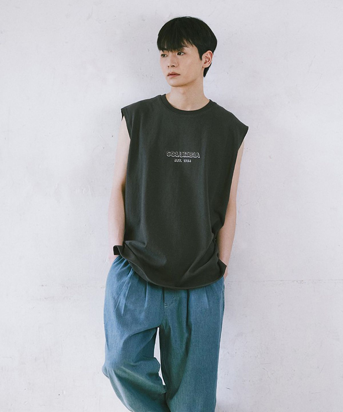컬럼비아 유니버시티(COLUMBIA UNIVERSITY) B/S NY SLEEVELESS T-SHIRTS 슬레이트블랙