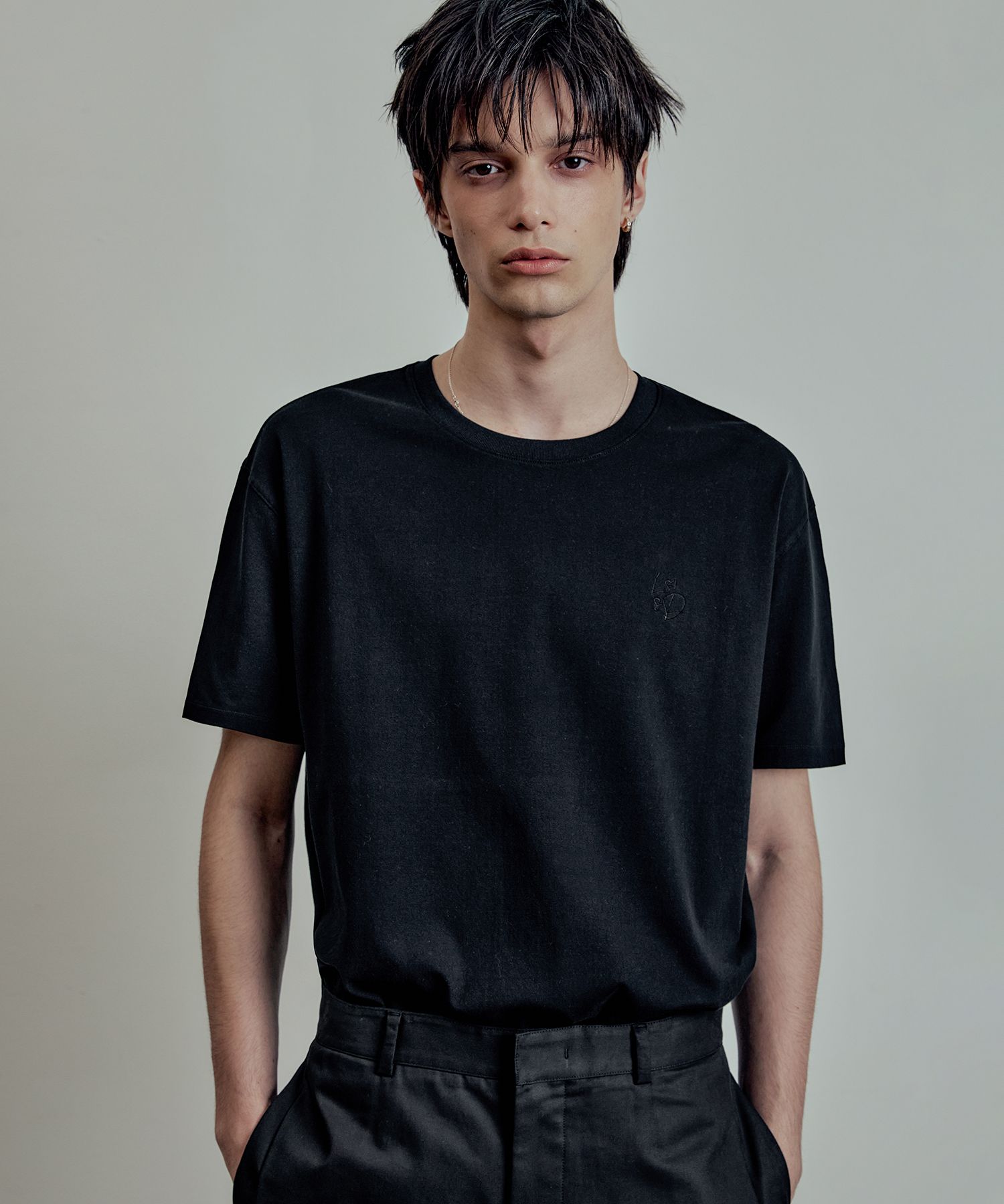 LMOOD■ Muscle Boy Logo Half Sleeve T-Shirt MUSINSA | LMOOD Muscle Boy Logo Half Sleeve T-Shirt Black