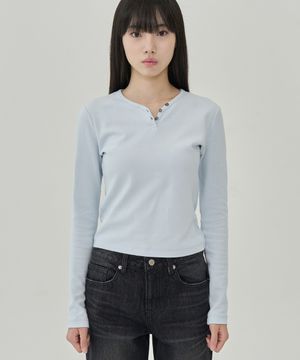 W 라운드 넥 버튼 티셔츠 (BABY BLUE)