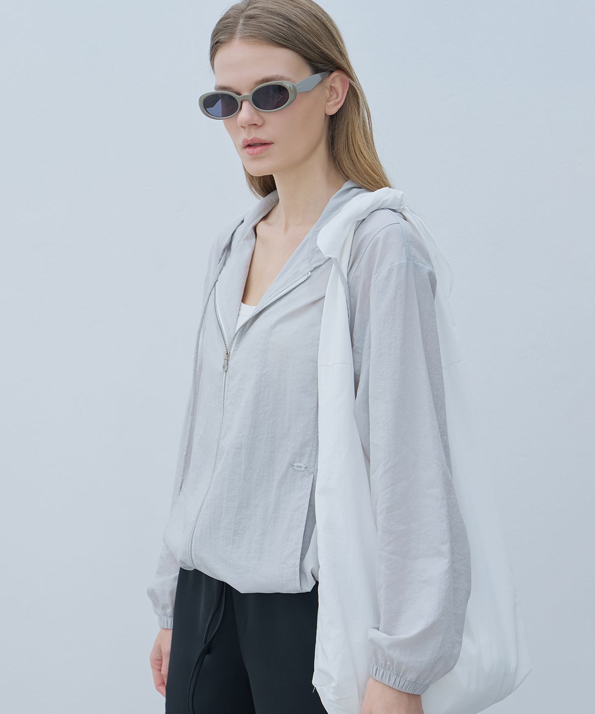 로브로브(LOVLOV) PACKABLE LIGHT JUMPER