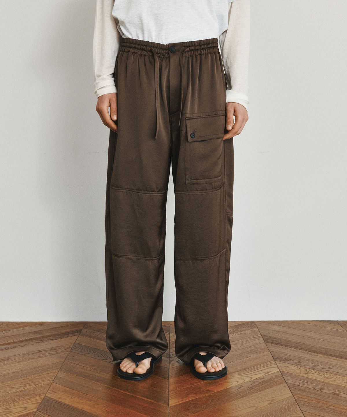 호이테(HEUTE) HET SILKY BANDING PANTS (BROWN)