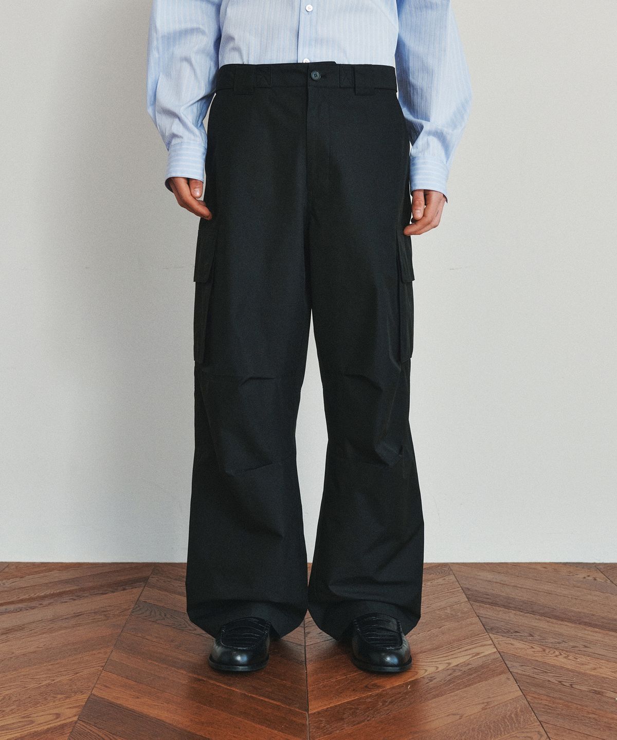 호이테(HEUTE) KAI CARGO PANTS (BLACK)