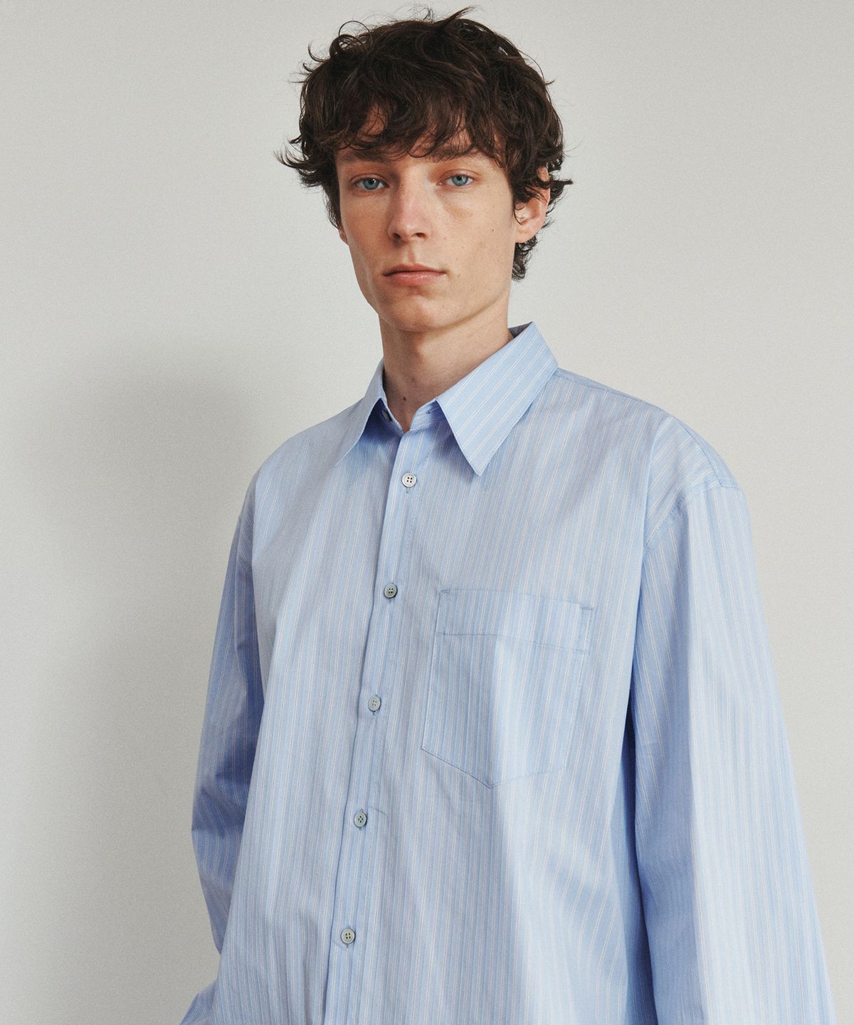 호이테(HEUTE) LONG SLEEVE STRIPE SHIRT (BLUE)