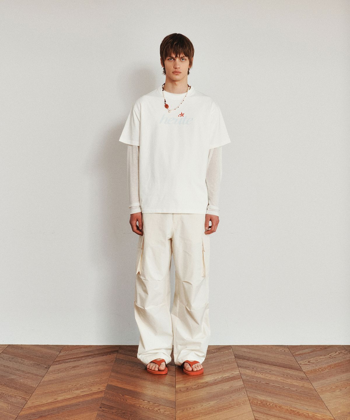호이테(HEUTE) HEUTE STAR T-SHIRT (WHITE)