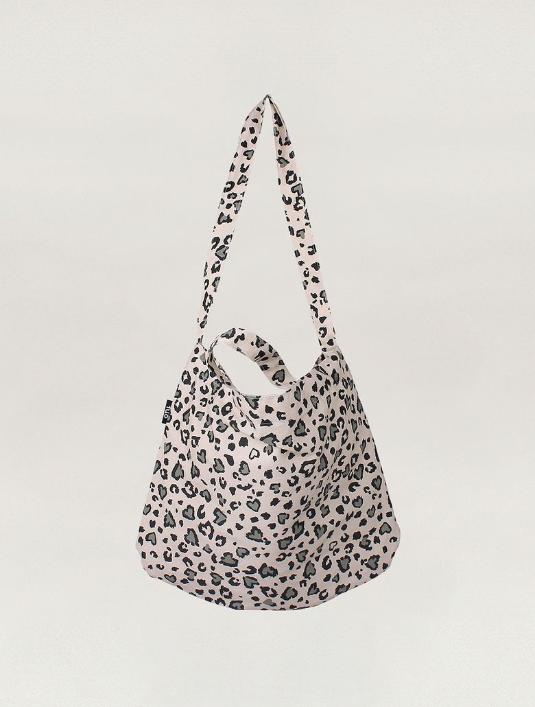 2WAY LEOPARD ECO BAG IVORY · 투웨이 레오파드 에코백 아이보리