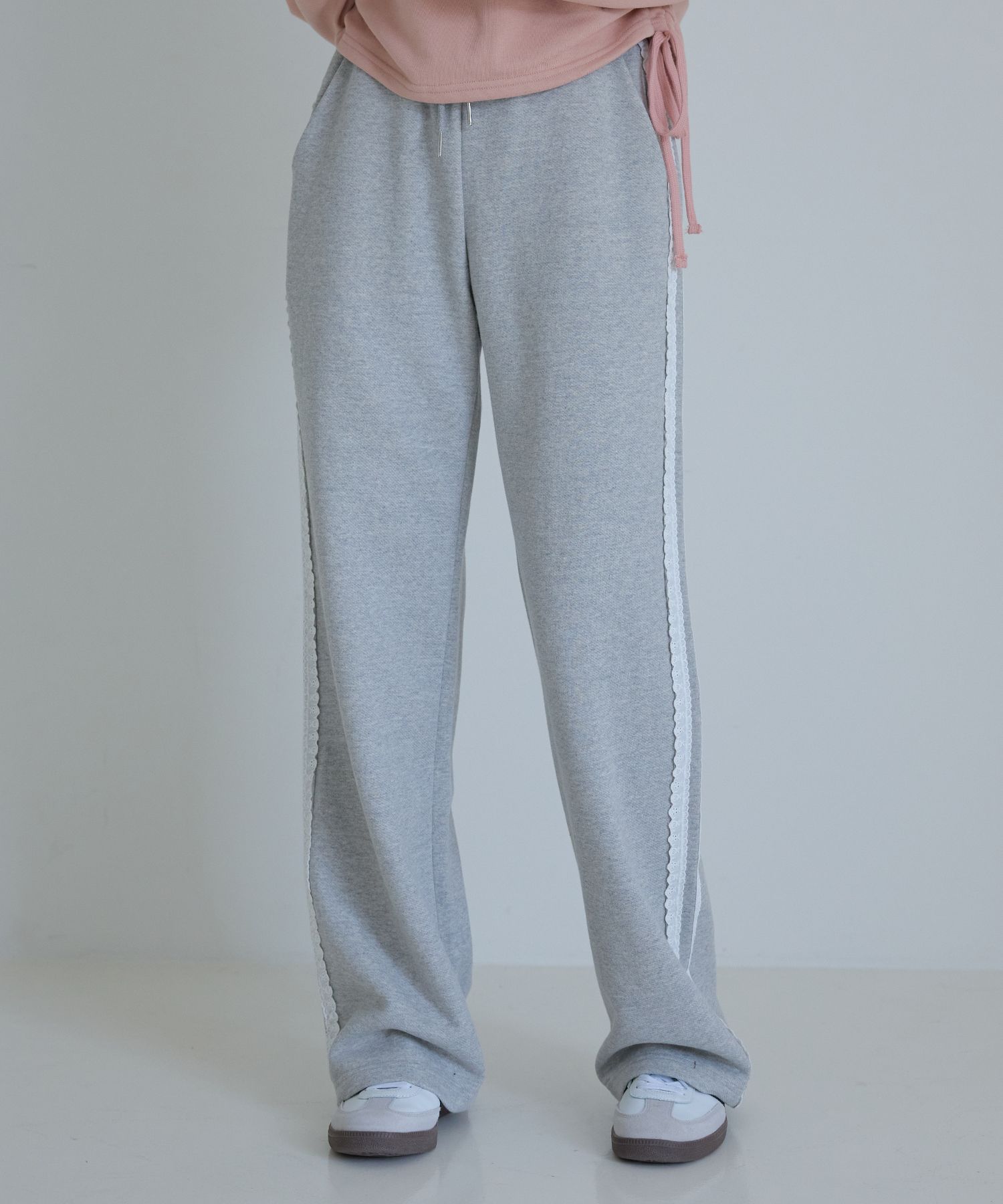 ★GENERAL IDEA★ WOMAN Lace Trimming Sweatpants [MELANGE GRE MUSINSA | AWESOME STUDIO Lace trim sweatpants melange grey