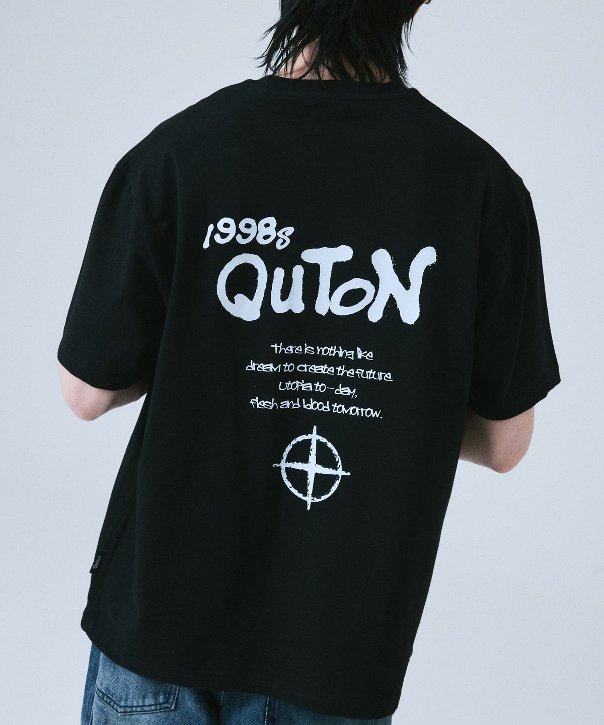 쿠톤(QUTON) 유토피아 오버핏 헤비 반팔티셔츠