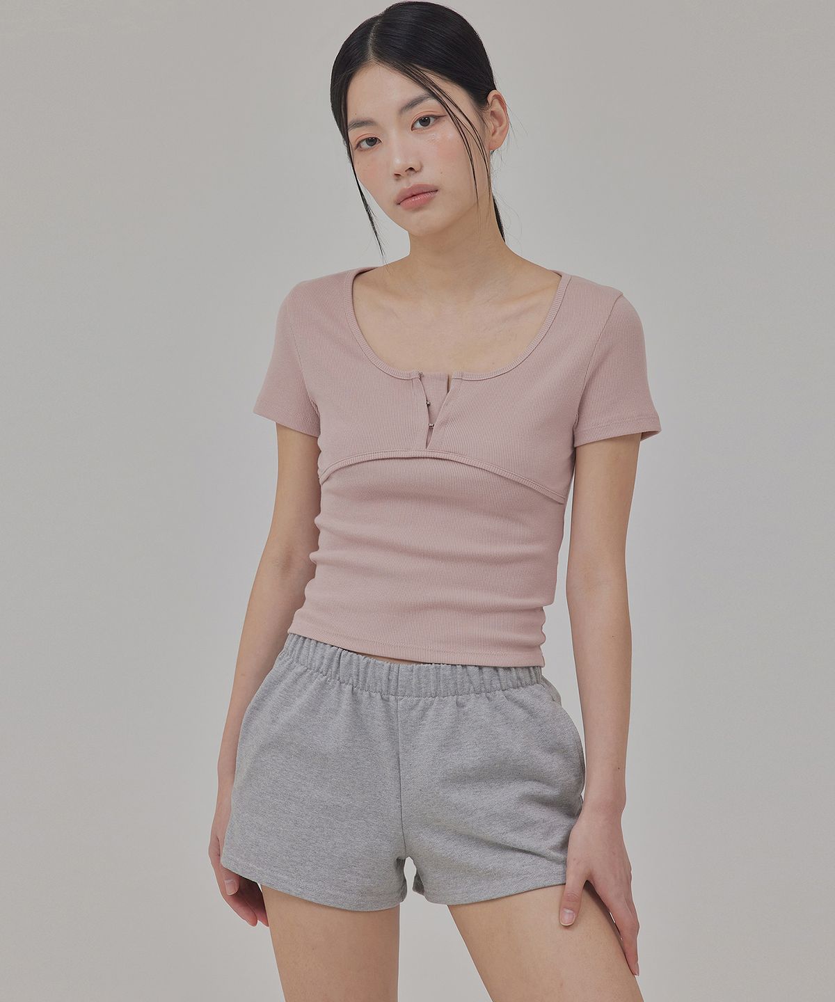 탑걸(TOPGIRL) HOOK CLOSURE SCOOP NECK TOP (SHORT ver)_T516TP121