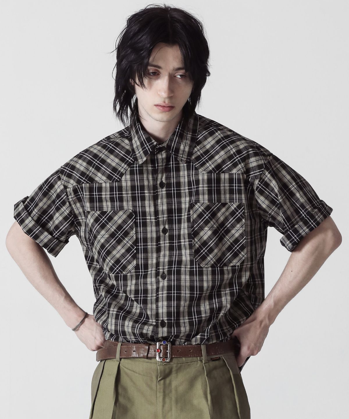 스테이지 네임(STAGE NAME) 웨스턴 체크 코튼 오버핏 반팔 셔츠_블랙