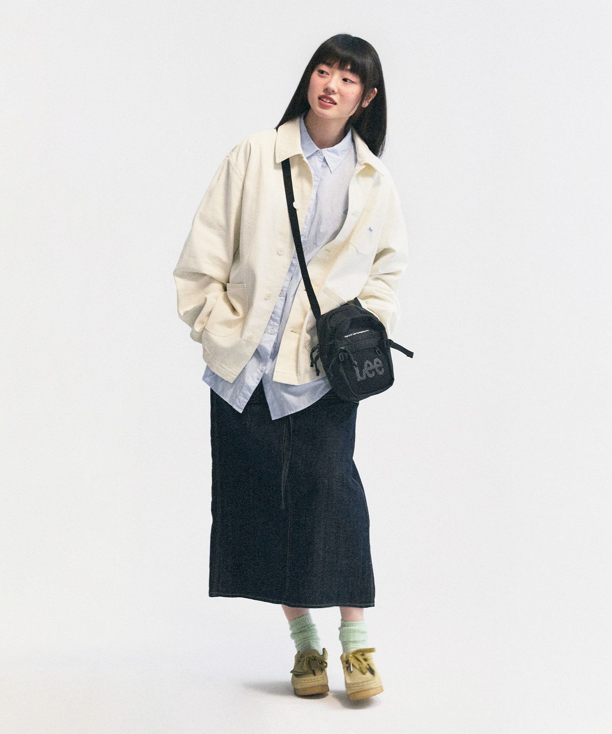 리(LEE) 데님 린넨 미디 스커트 인디고 로우
