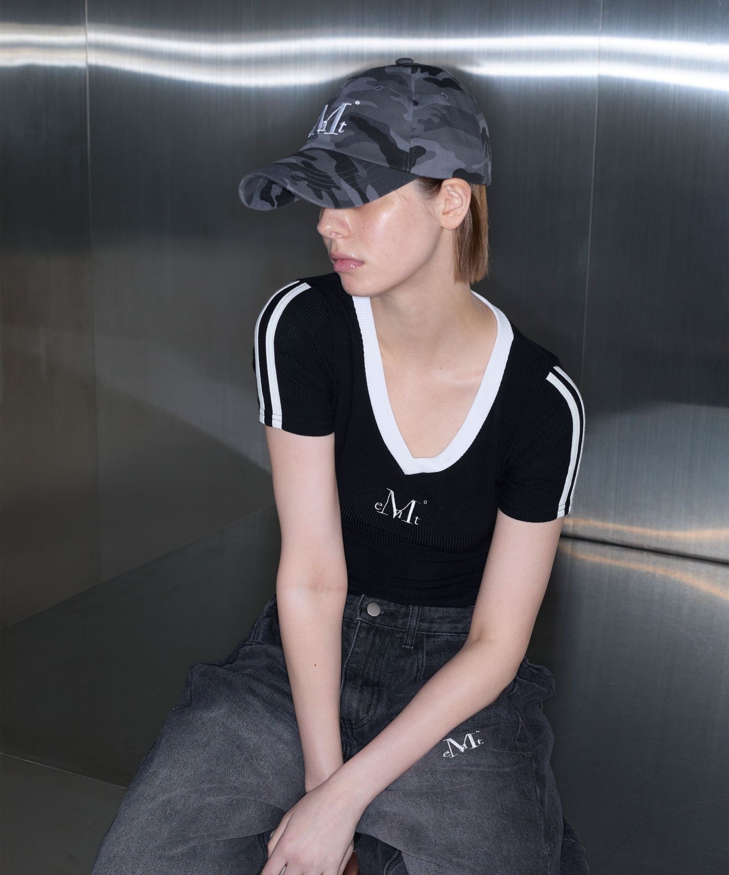 ◆MUCENT◆ Binding Track Line Golji Short Sleeve Tee 3 Color MUSINSA | MUCENT Binding Track Line Golji Short Sleeve Tee