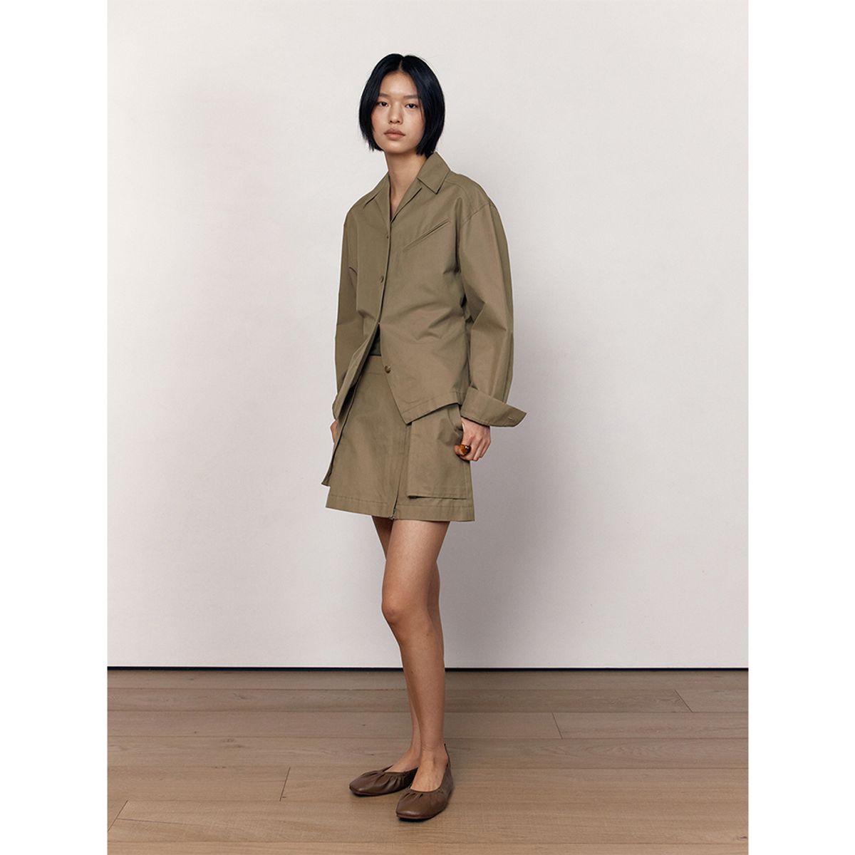 퍼블리카엑스(PUBLICKA X) DMYTRO SKIRT DESERT TAUPE