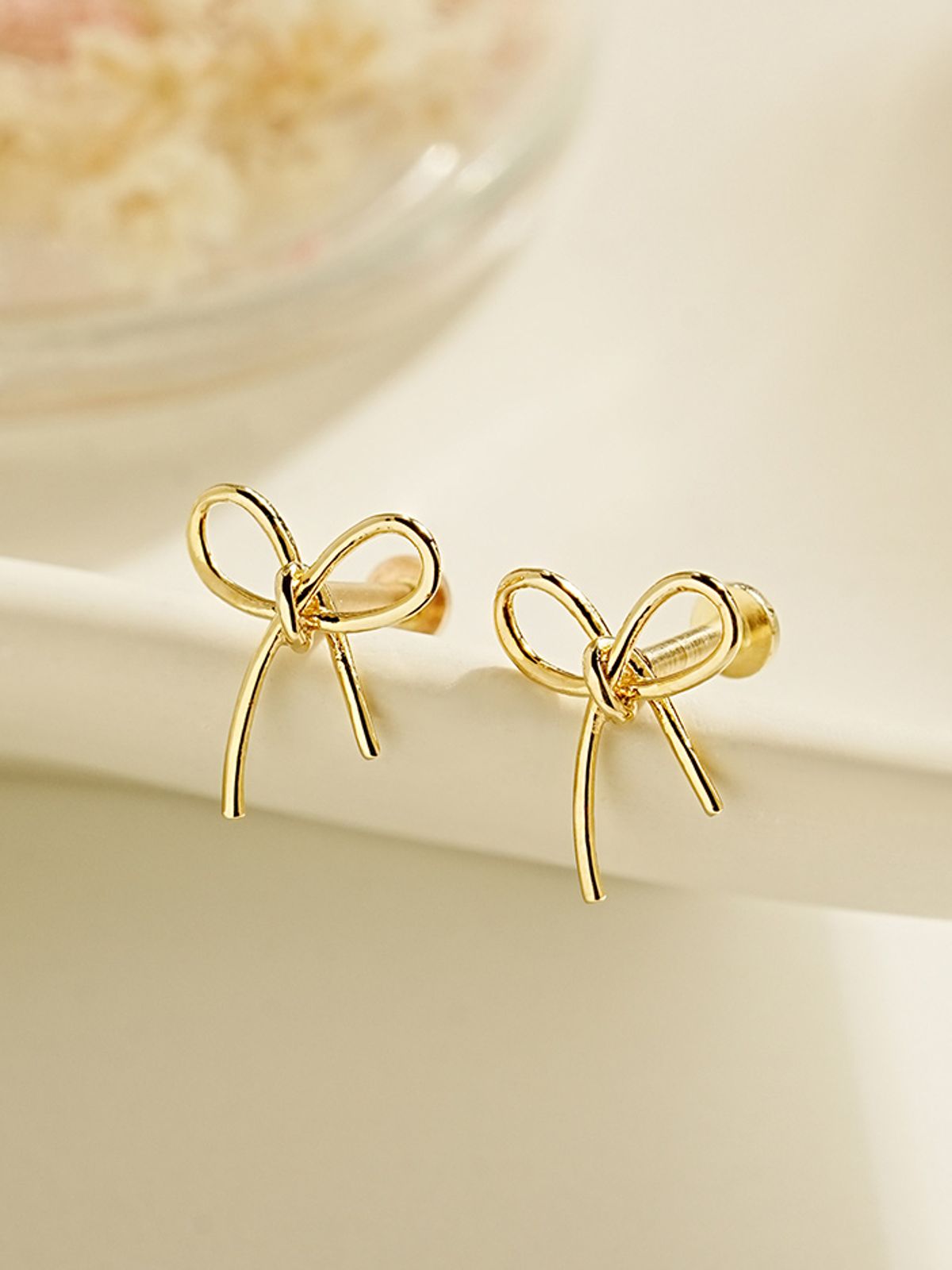 미니멀피어싱(MINIMALPIERCING) 14K 인터널 매듭 리본 라블렛 피어싱 귀걸이
