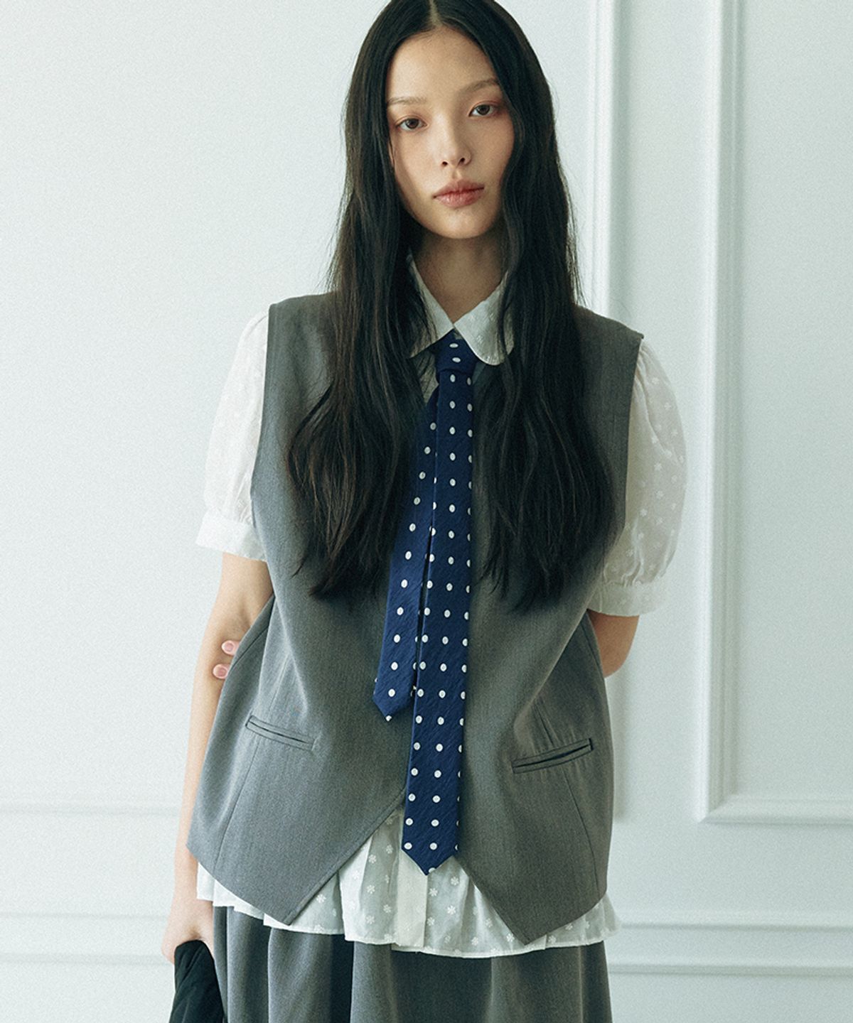 쿠키시(KOOKEESEE) 도트패턴의 슬림 넥타이_네이비