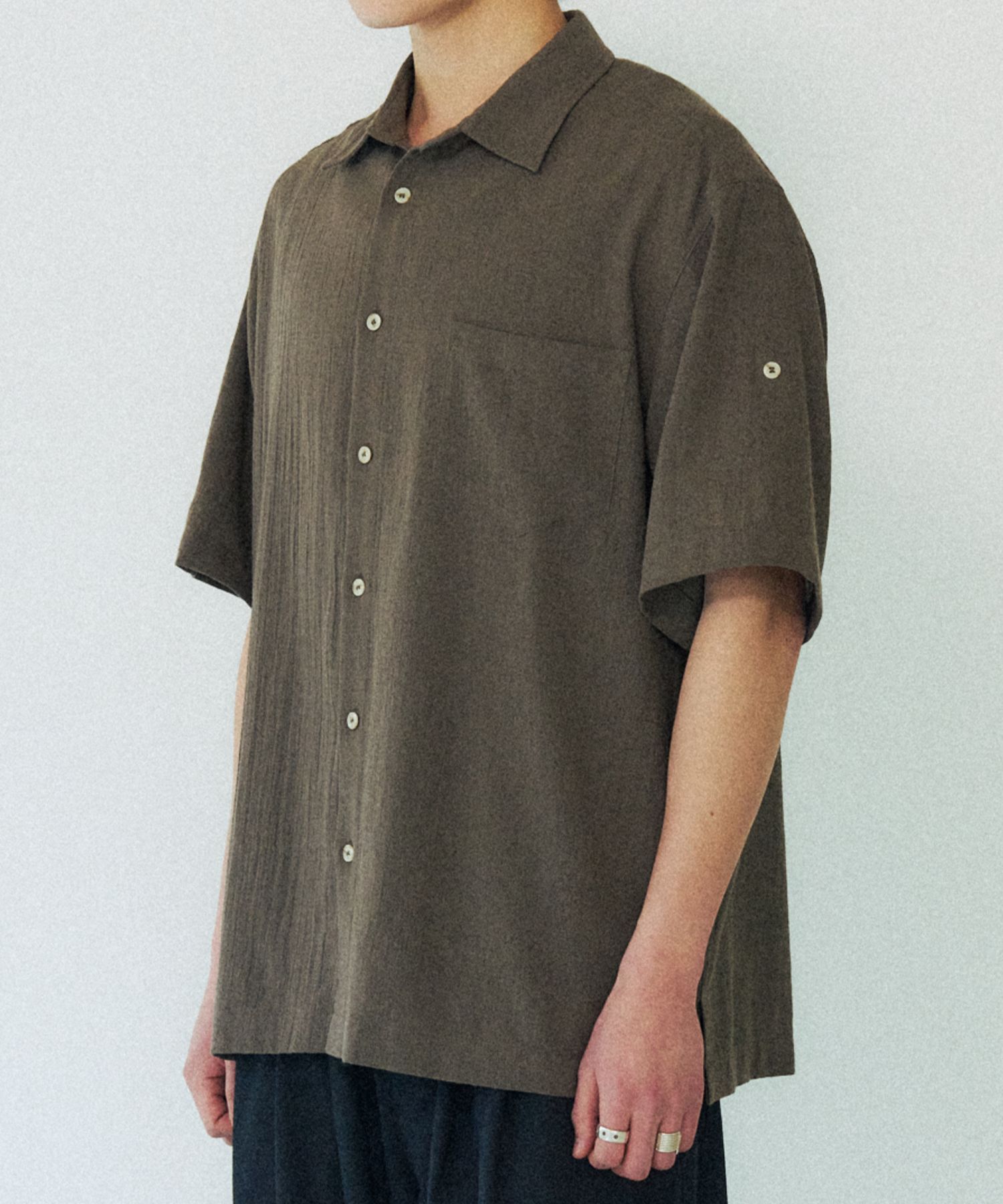[SLOW ACID] Summer Seersucker Short Sleeve Shirt /追跡付 MUSINSA | SLOWACID Summer Seersucker Short Sleeve Shirt [Black]