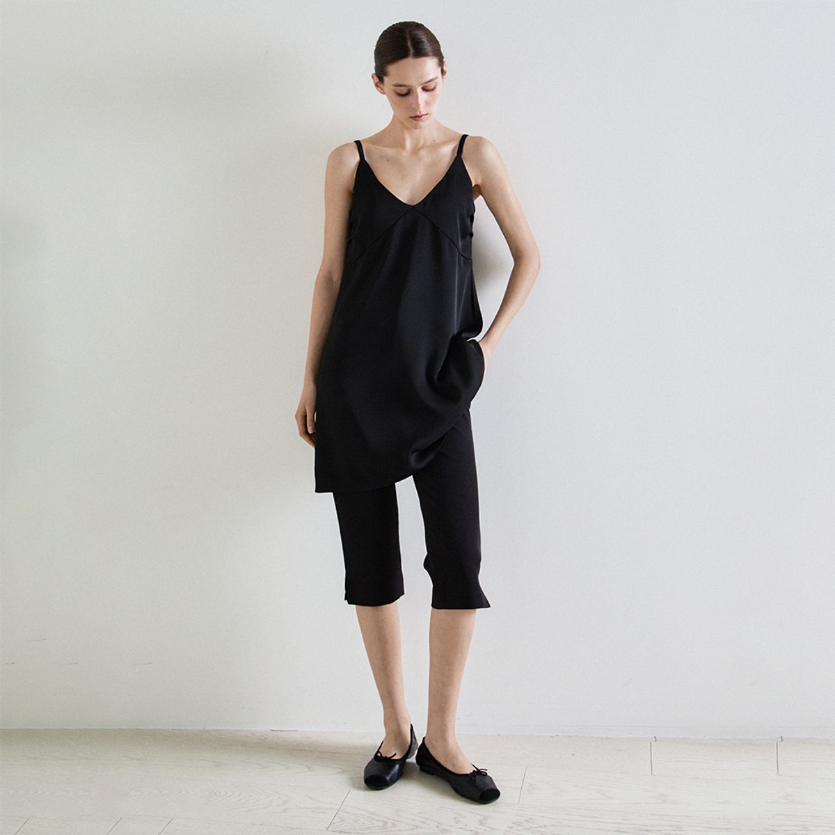 노우드(NOEUD) Silken mini dress (Black)