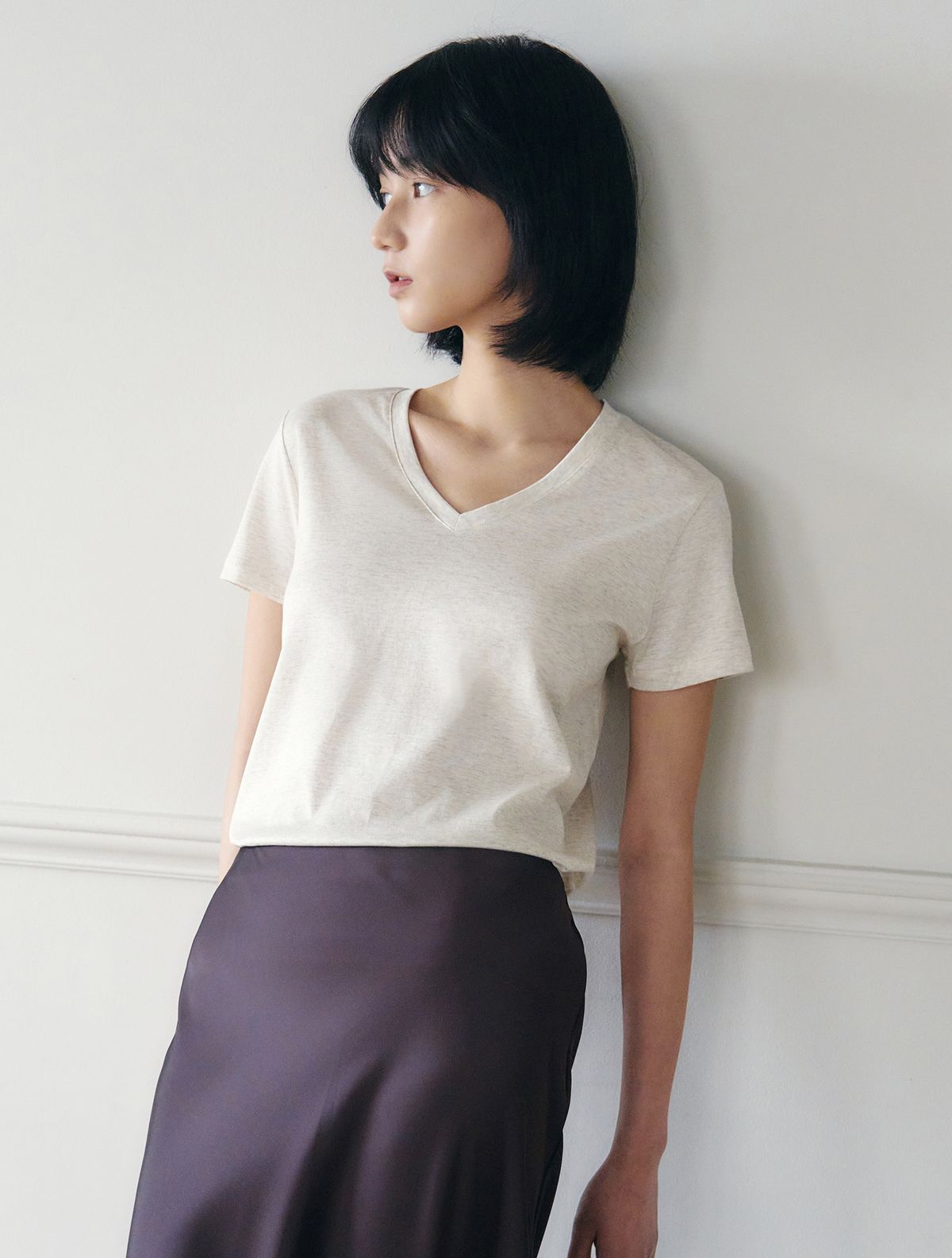 와이잭(YJACK) W_브이넥 클래식 & 베이직 핏 반소매 티셔츠 (155gsm) KLJT1003