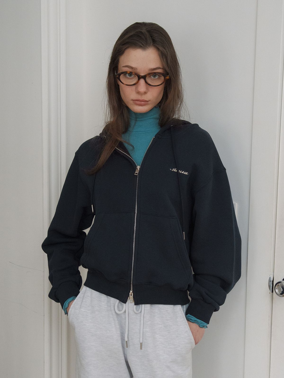시엔느(SIENNE) Classic Zip-up Hoodie (Navy)