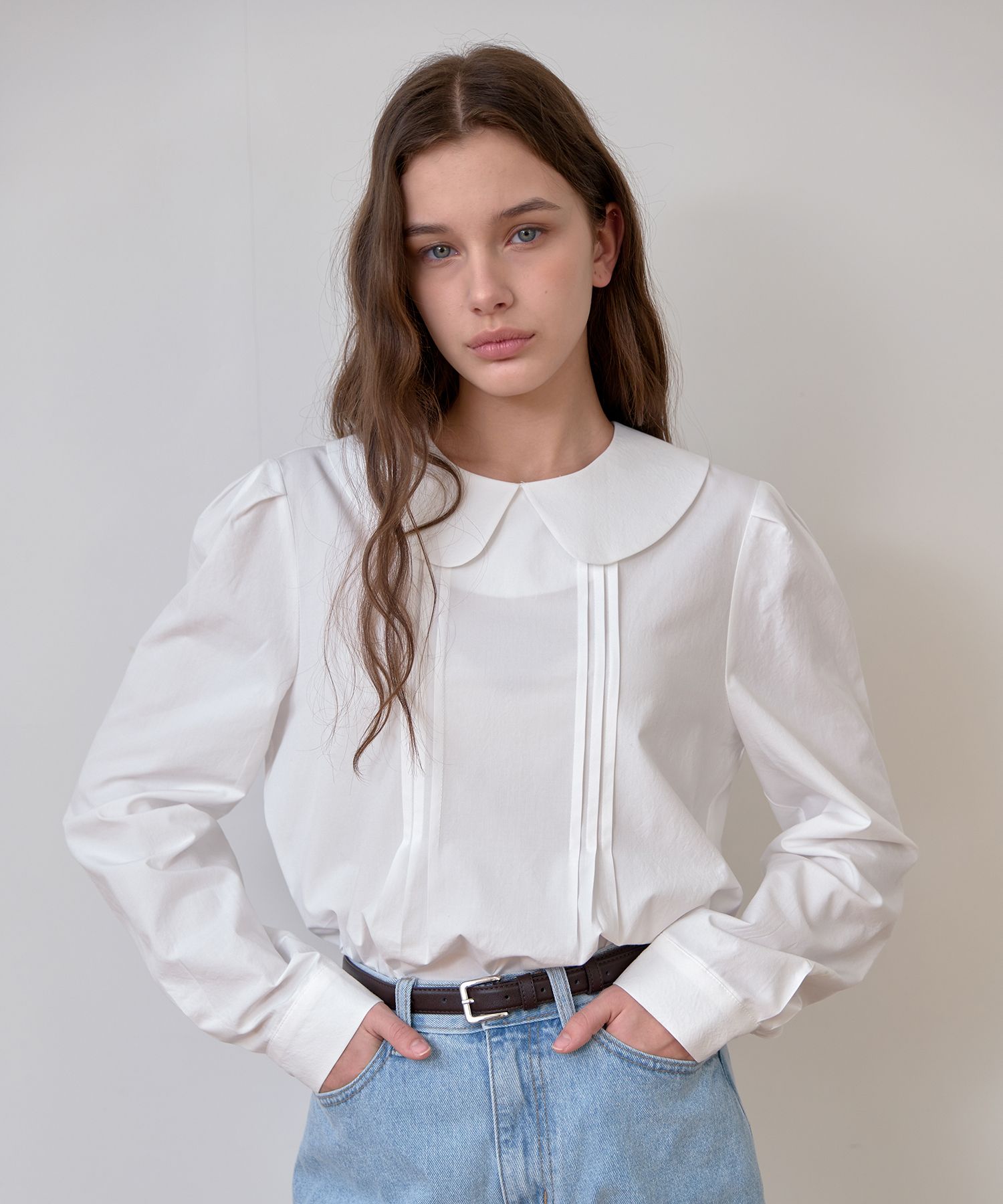 musinsa-laminez-rush-pintuck-blouse-ivory