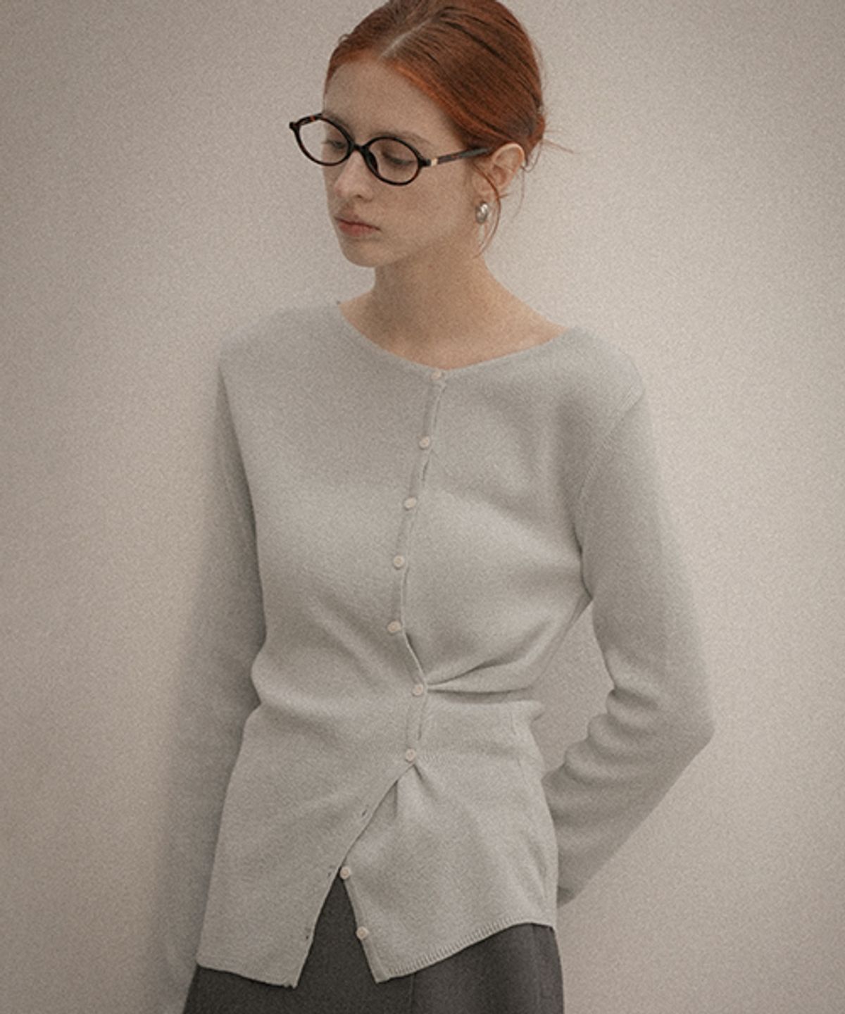 노운베러(KNOWNBETTER) Side button point strap cardigan_Sky Blue
