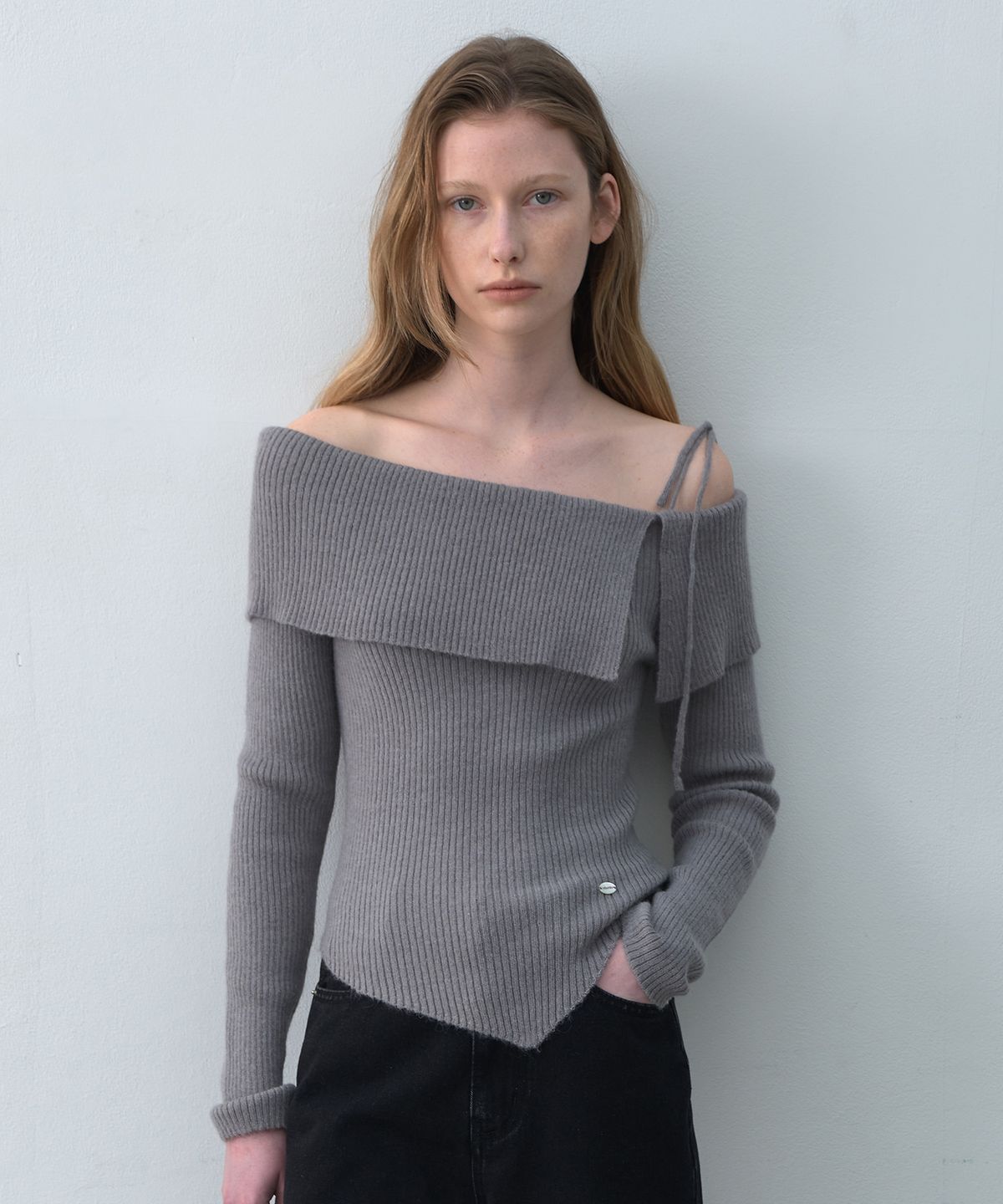 로라로라(ROLAROLA) MOHAIR WOOL BLENDED OFF SHOULDER KNIT GRAY