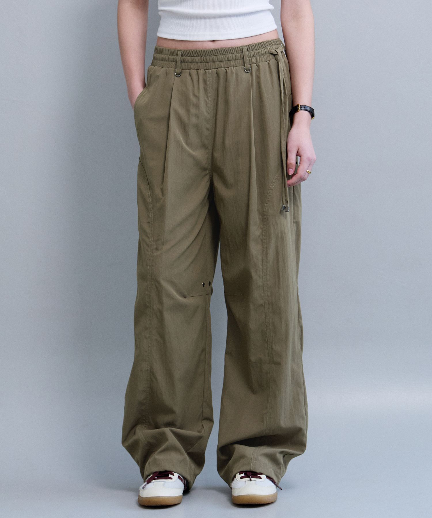 MUSINSA | BITTERCELLS Comfy Nylon Pants-Khaki