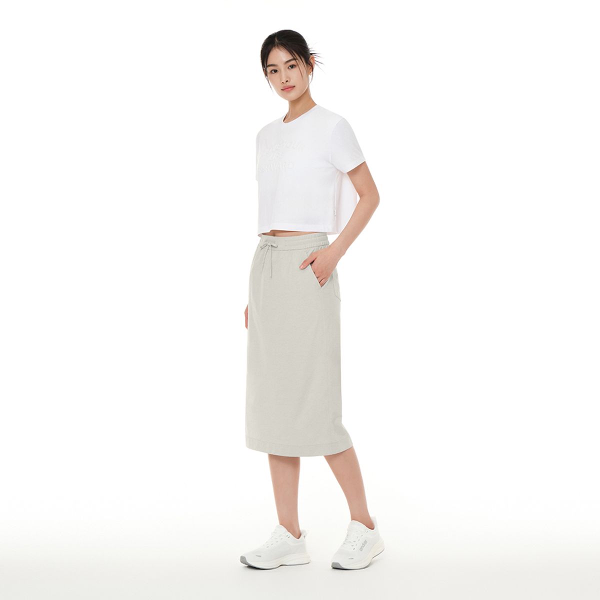 안다르(ANDAR) 에어리핏 미디 스커트