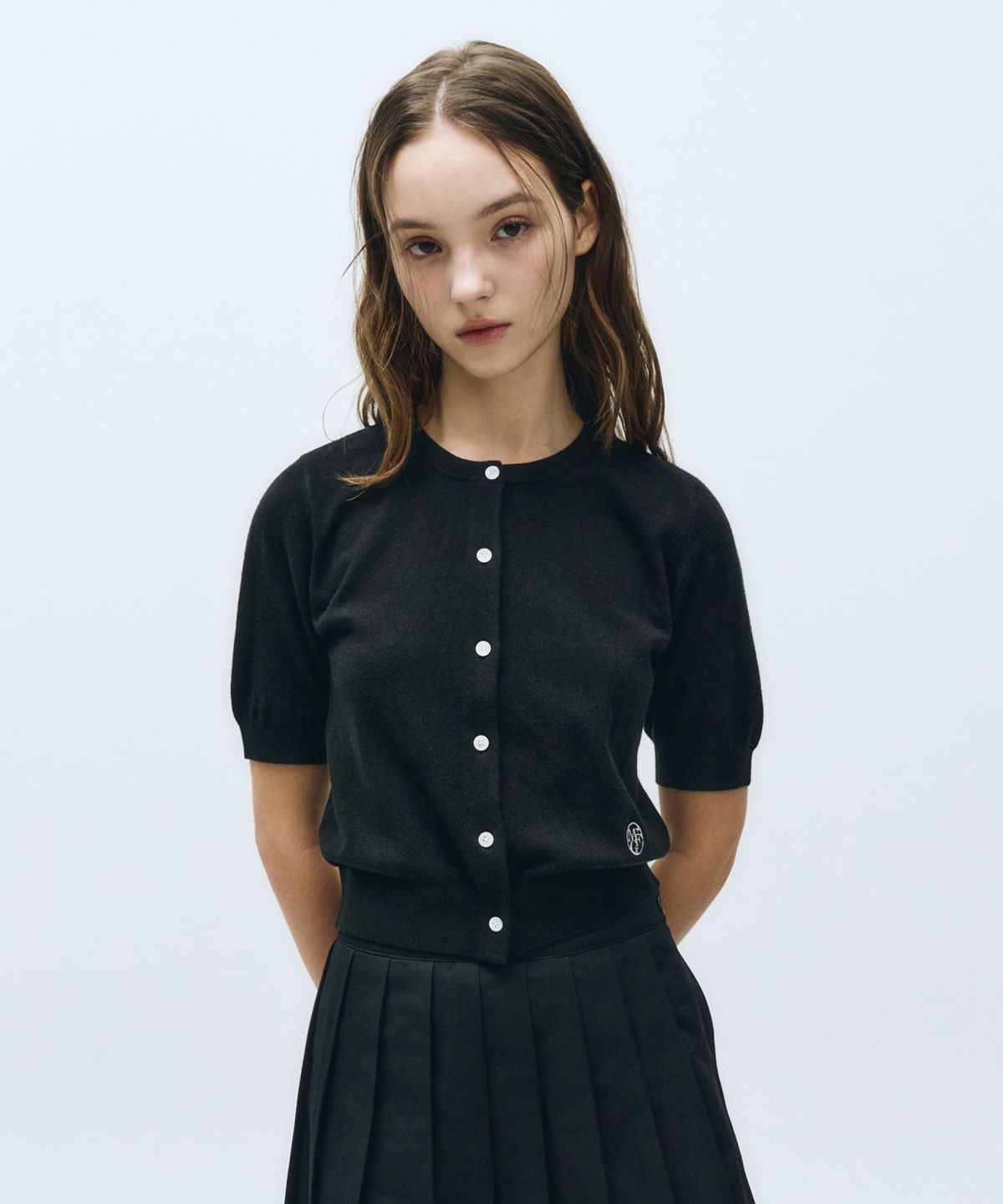 마리떼 프랑소와 저버(MARITHÉ + FRANҪOIS GIRBAUD) W ROUND NECK HALF CARDIGAN black