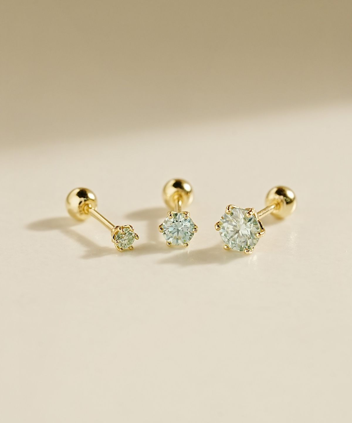 미니멀피어싱(MINIMALPIERCING) 14K 모이사나이트 다이아 아쿠아마린 노블 피어싱 귀걸이