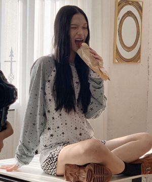 별 래글런 슬리브 티셔츠_화이트/스카이블루