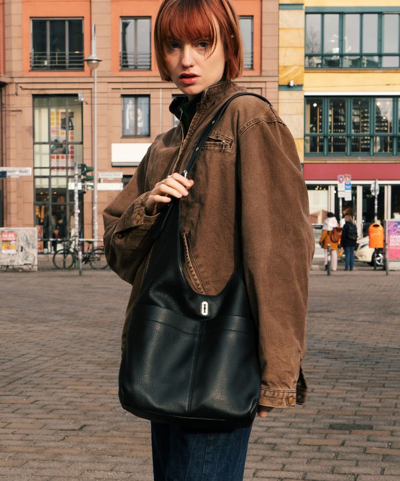 Perfec Bunny Long Shoulder L (퍼펙 버니 롱 숄더 라지) Black
