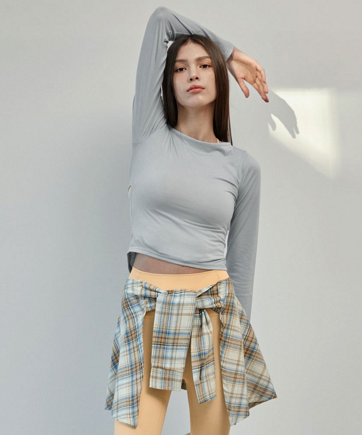 데비웨어(DEVIWEAR) 컷아웃 슬릿 티셔츠 DEVI-T0127-페일민트