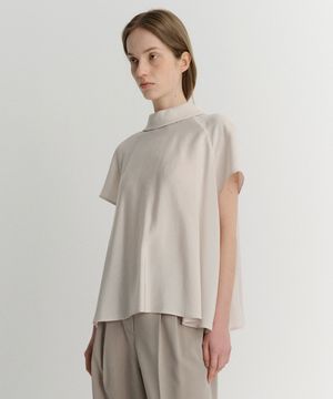 LYLA FLARE BLOUSE (PEACH)