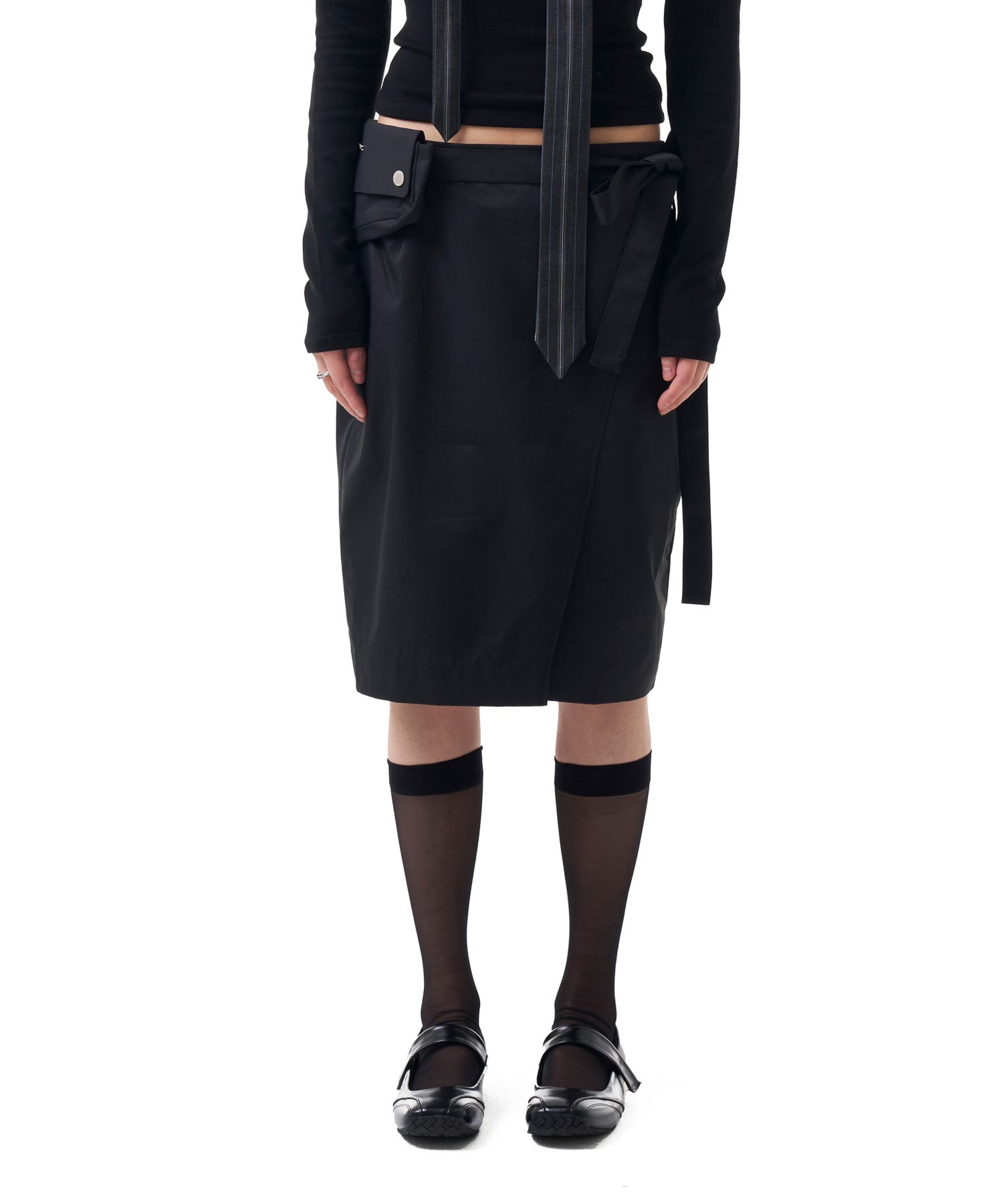 MUSINSA | IUGAMAKARAS Belted Bag Midi Skirt (Black)