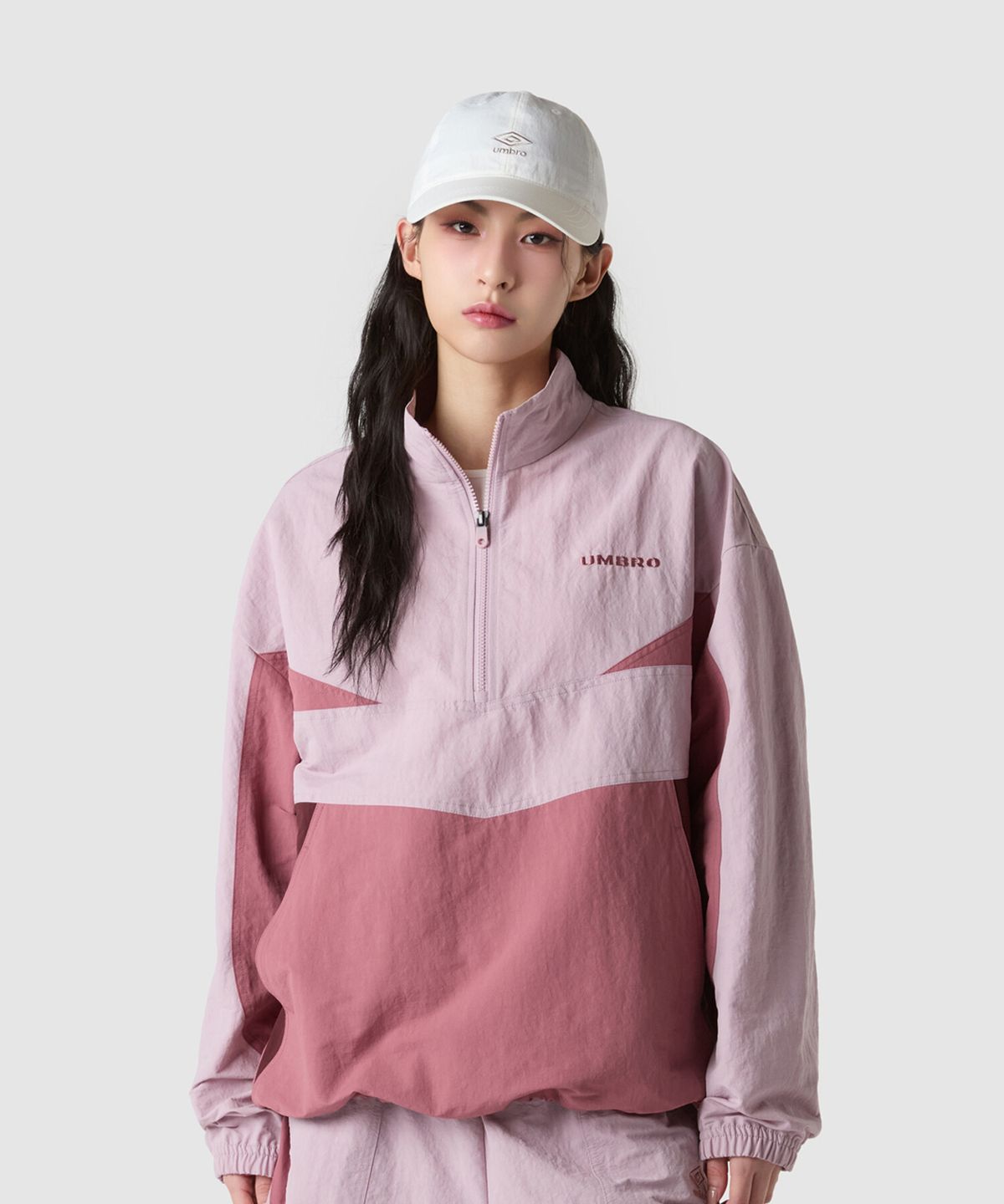 엄브로(UMBRO) 레이트 체크아웃 린넨 스탠넥 아노락 핑크(UQ221CWT49)