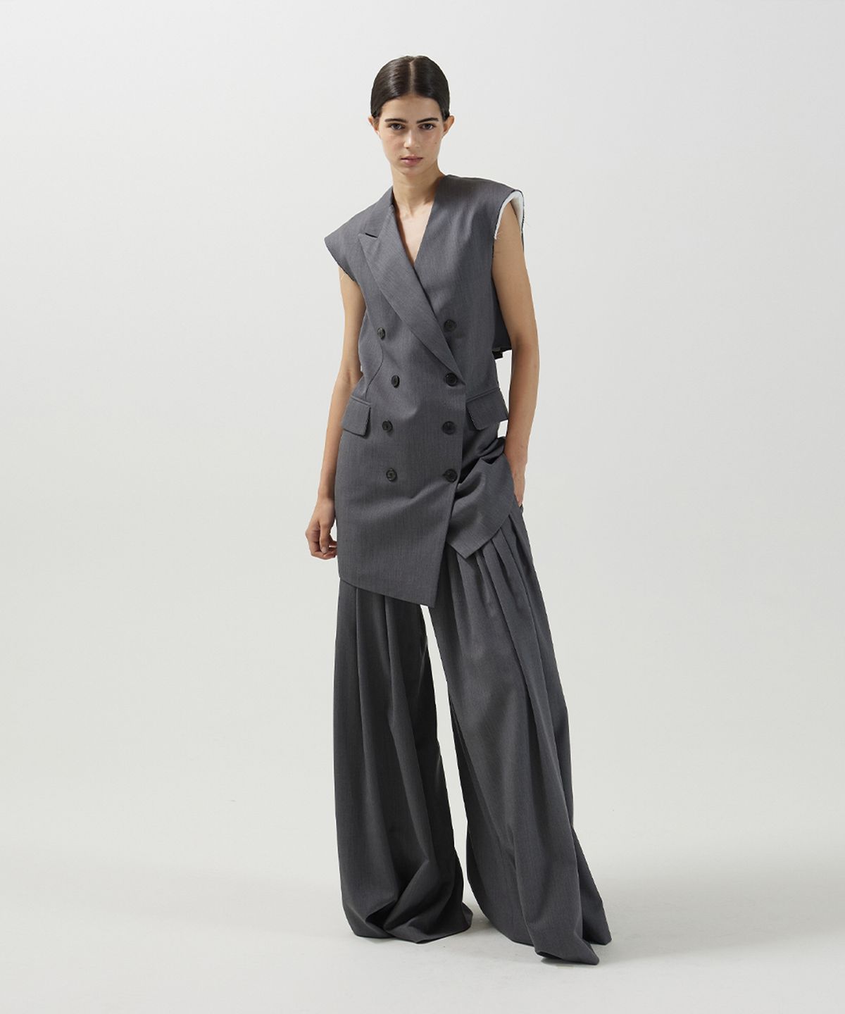므아므(MMAM) Wide pin tuck slacks